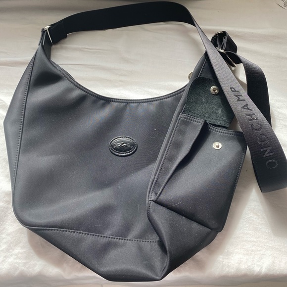 Longchamp Handbags - Longchamp Nylon Black Shoulder Bag